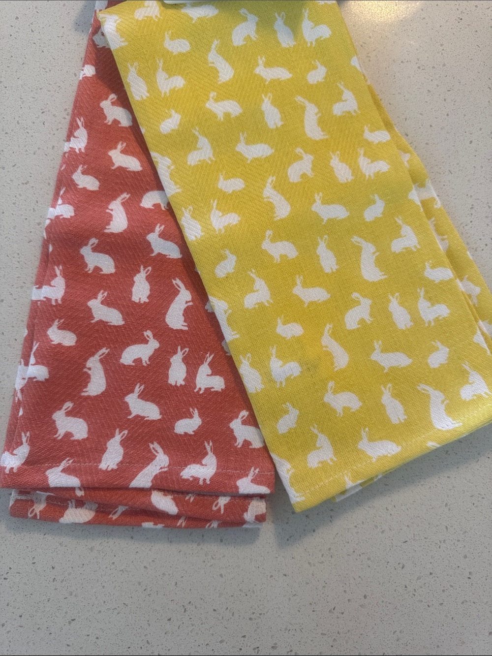 Set of 2 Bunny Rabbit 🐇 Kitchen Towels - Yellow & Coral - NEW (never washed)